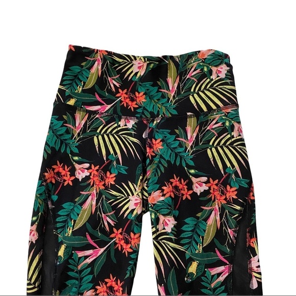 Old Navy Active Tropical Flora & Fauna with Black Side Sheer Mesh Go-Dry Pant XS - Picture 3 of 9